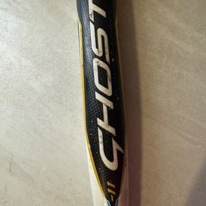 2022 Easton Ghost Composite Bat (-11) 19 oz 30" (Used)