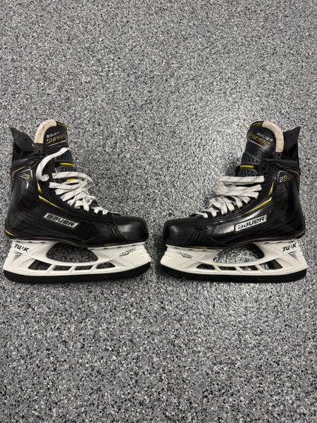 Bauer Supreme 2S Pro Hockey Skates 8 (Used)