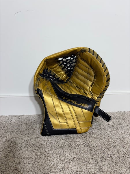 Ilya samsonov golden knights True Hzrdus PX4 Regular Pro Stock glove (Used)