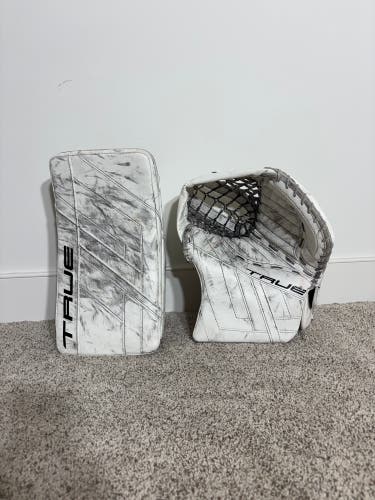 2024 True Hzrdus 7x4 Regular glove and blocker (Used)