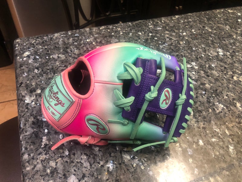 2025 Rawlings Heart of the Hide FUN BURST LIMITED EDITION RH Baseball Glove 11.5" (New)