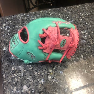 2025 Rawlings Heart of The Hide RH Infield Softball Glove 12" (New)