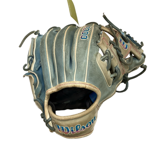 Used Wilson A2000 BB/SB Glove RH Throw Carolina Blue 11 1/2" 11613-S000164734