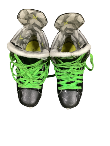 Used Bauer VAPOR X3 Junior Hockey Skate Junior 04 11613-S000168515