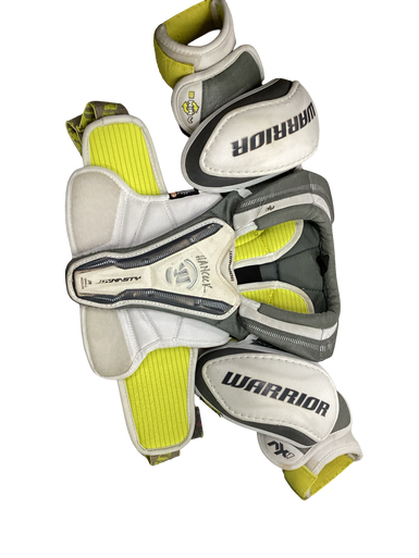 Used Warrior DYNASTY Youth Shoulder Pads LG 11613-S000159371