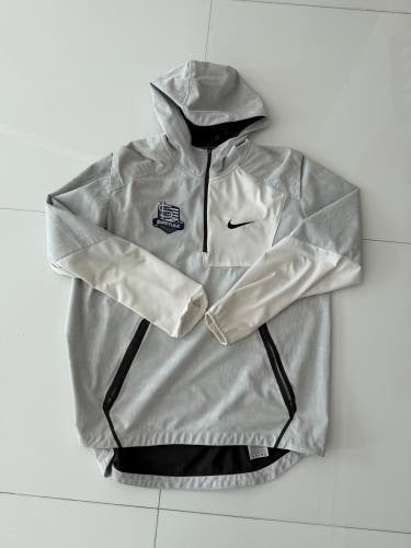 White Men's Large Nike Jacket (Used)