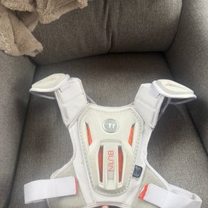 Medium Youth Warrior Burn Shoulder Pads