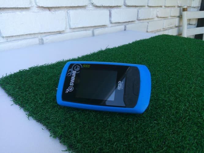 IZZO SWAMI 6000 Golf GPS Rangefinder w/ Charging Cord