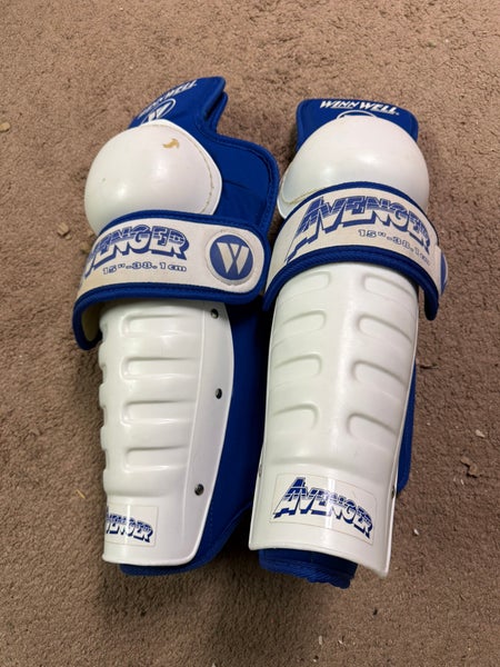 Senior Winnwell 15" Shin Pads (Used)