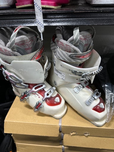 Used Head DREAM Womens DH Ski Boot White 240 MP - J06 - W07 11337-S000472534