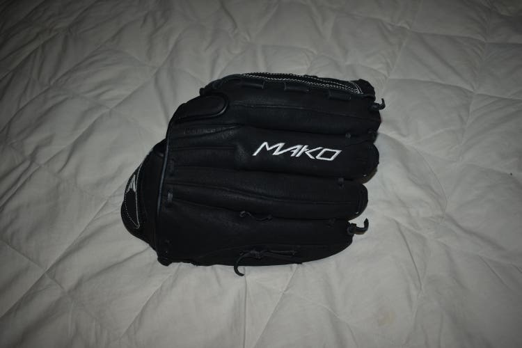 Easton Mako Elite LHT Baseball Glove MKESP1300, Black, 13 Inches - Great Condition!