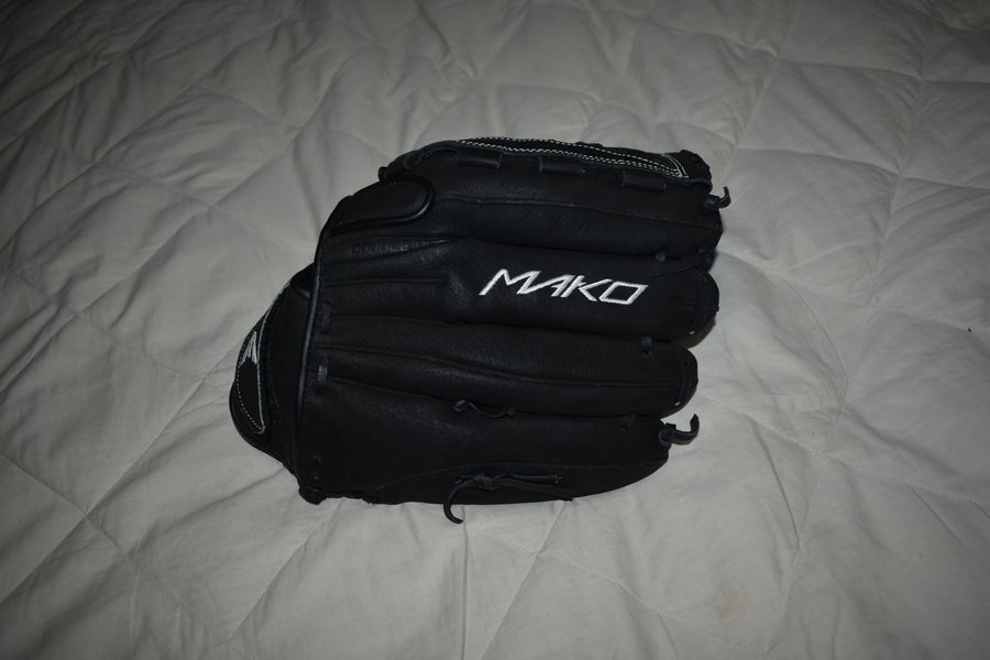 Easton Mako Elite LHT Baseball Glove MKESP1300, Black, 13 Inches - Great Condition!