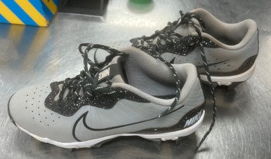 Used Nike FASTFLEX BB/SB Cleats Grey Senior 7 11497-S000153971