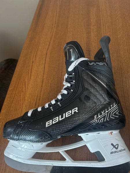 2025 Bauer Vapor Flylite Hockey Skates Regular Width Pro Stock 6.5 (Used)