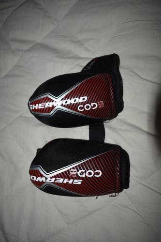 SherWood Code Hockey Elbow Pads, Black/Red, Youth Large