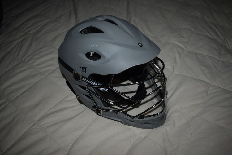 Warrior TII Lacrosse Helmet, Gray, OSFM - Great Condition!