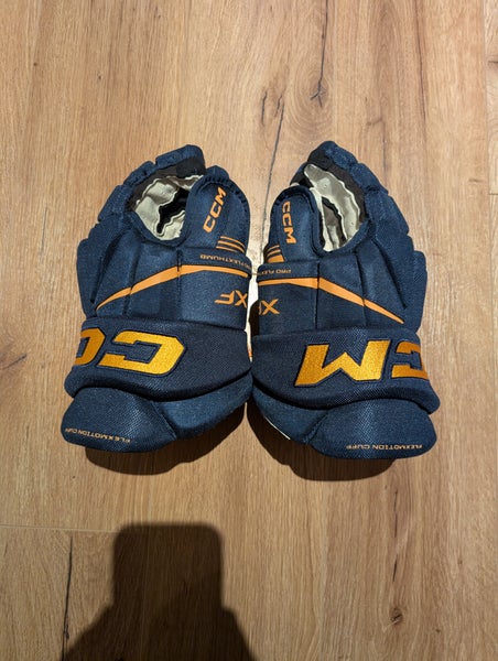 CCM Tacks XF Gloves 13" (Used)