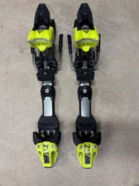 Fischer RC4 Z17 FreeFlex Racing Ski Bindings Max Din 17 (Used)