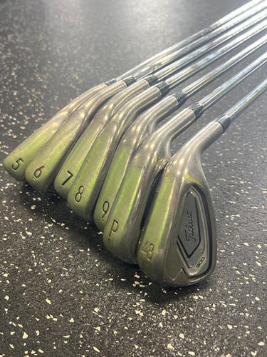 Used Titleist T300 Mens Iron Set RH 5I-48degree 11849-S000033905