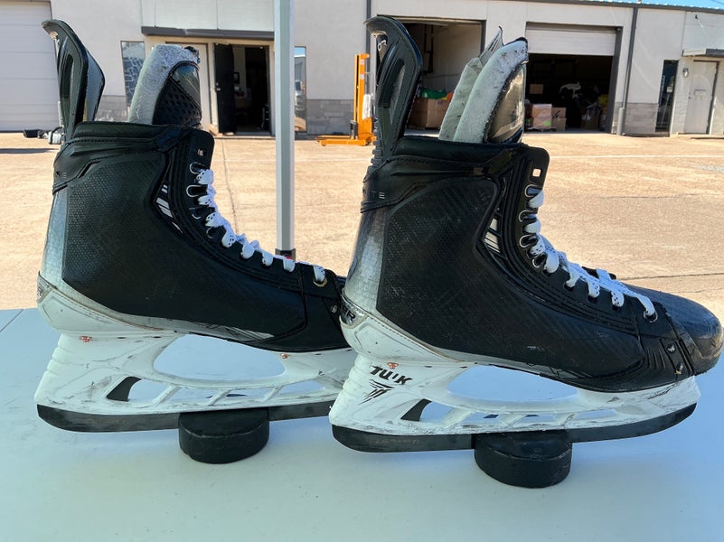 Bauer Vapor Hyp2rlite Mens Pro Stock Size 9.5 Hockey Skates MIC 99722