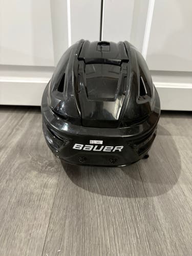 Used Medium Pro Stock Bauer Re-Akt 150 VN Helmet