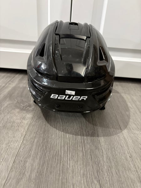 Medium Bauer Re-Akt 150 Black Pro Stock Helmet (Used)