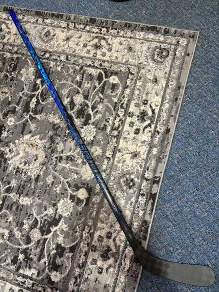 Pro Stock Bauer Twitch Hockey Stick LH 82 P92