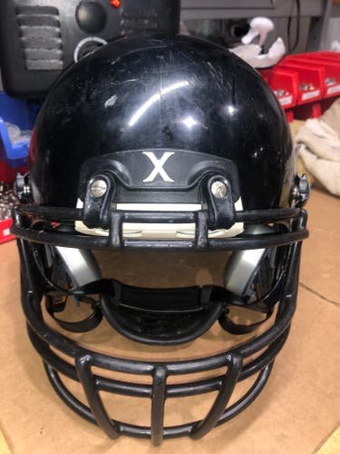 USED XENITH X2E+ YOUTH FOOTBALL HELMET - LARGE - BLACK