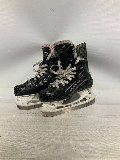 Used Bauer SUPREME M40 Junior Hockey Skate Black Junior 04 11823-S000036069