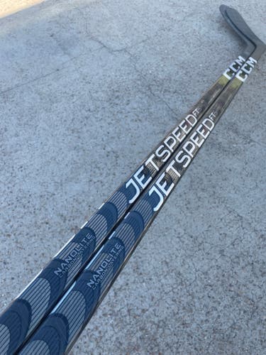 2 Sticks CCM JetSpeed FT5 Pro Stock Hockey Stick Grip 85 Flex P90 Left 5616