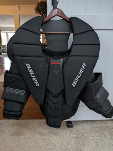 Large Bauer Pro Series Goalie Chest Protector (Used)