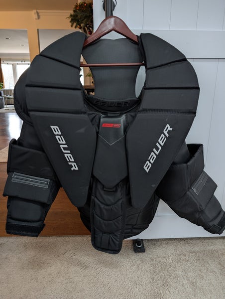 Large Bauer Pro Series Goalie Chest Protector (Used)