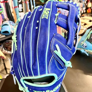 BROKEN IN | Wilson Winter 2025 A2K JS22 Juan Soto Game Model 12.75" Outfield Baseball Glove | RHT