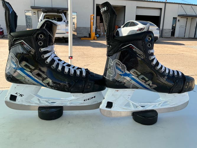 CCM JetSpeed FT6 PRO Mens Pro Stock Size 9.5 Hockey Skates 66529