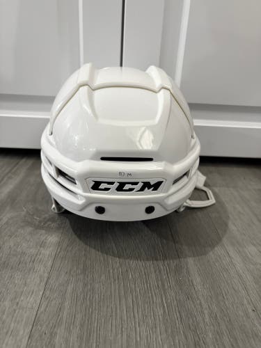 Medium White CCM Tacks 910 Helmet Pro Stock (Used)