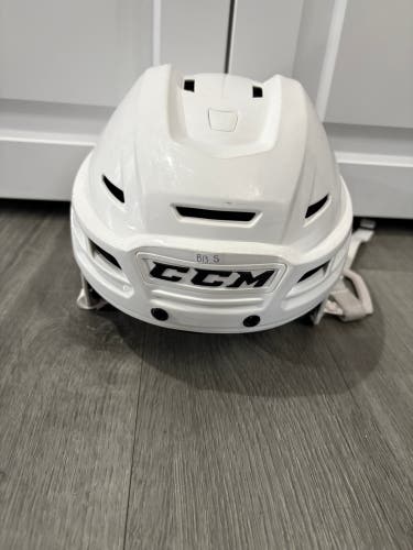 Used White Medium CCM Pro Stock Tacks 710 Helmet