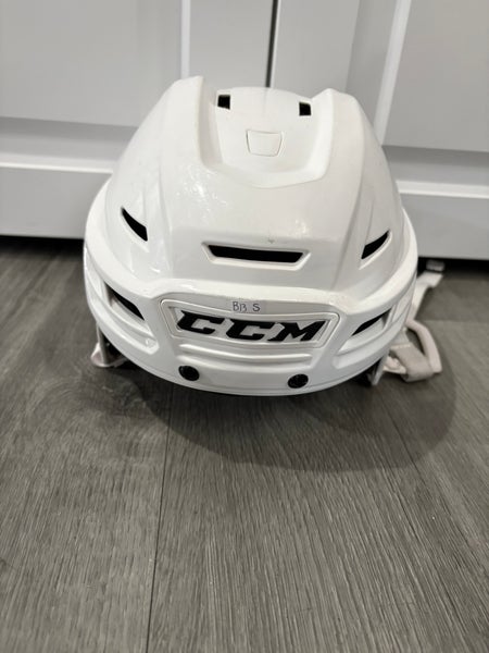 Used White Medium CCM Pro Stock Tacks 710 Helmet