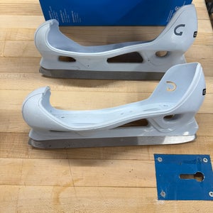 2014 Graf G9035 Hockey Goalie Skates Regular Width 8.5 (Used)