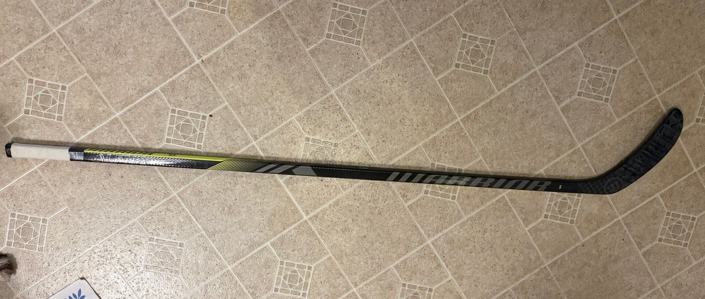 Senior Warrior Alpha LX2 Max Right Handed Hockey Stick W28 85 Flex (Used)