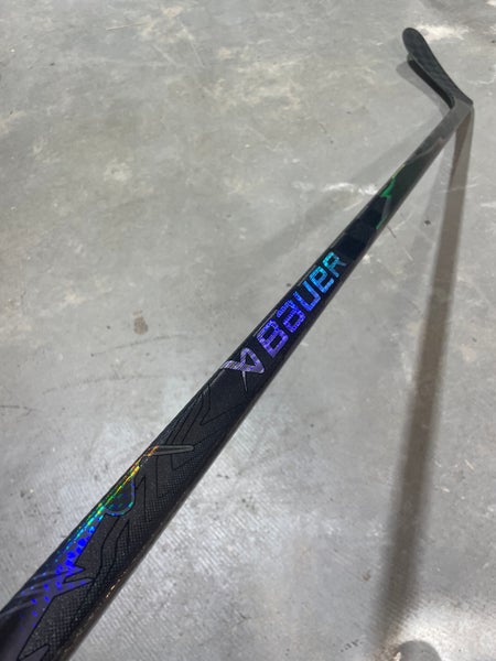 BAUER Used VAPOR Flylite Pro Stock Hockey Stick Grip P28 77 Flex Left 5661