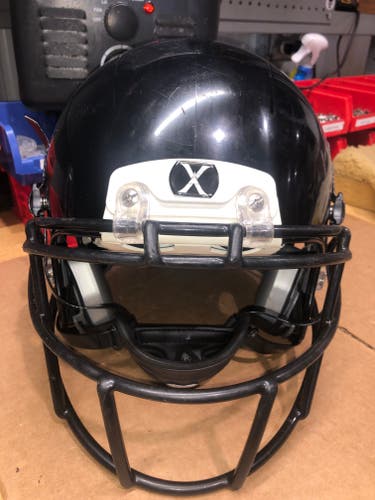 USED XENITH X2E+ YOUTH FOOTBALL HELMET - LARGE - BLACK