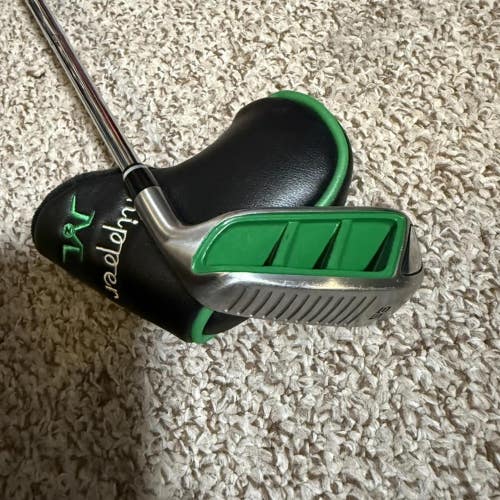 Mazel Chipper Mens Right Handed 55 Degree Sand Wedge Golf Club
