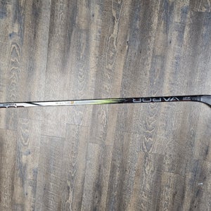 Intermediate Bauer Vapor Hyperlite 2 Left Hand Hockey Stick P88 55 Flex (Used)