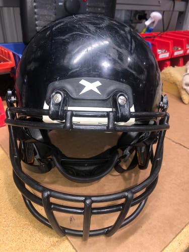 USED XENITH X2E+ YOUTH FOOTBALL HELMET - LARGE - BLACK