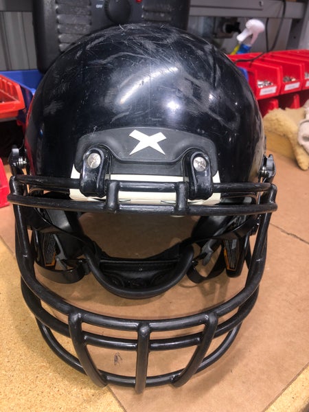 USED XENITH X2E+ YOUTH FOOTBALL HELMET - LARGE - BLACK