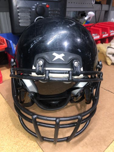 USED XENITH X2E+ YOUTH FOOTBALL HELMET - LARGE - BLACK