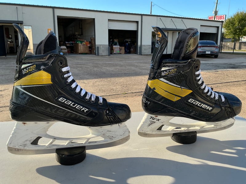 Bauer Supreme UltraSonic Mens Pro Stock Size 9.5 Hockey Skates MIC 24490