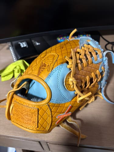 RH Outfield Baseball Glove 12.5" (Used)