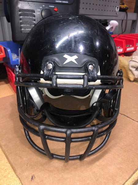 USED XENITH X2E+ YOUTH FOOTBALL HELMET - XL- BLACK