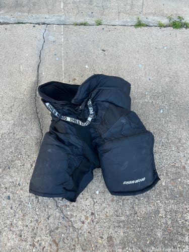 Black Senior Medium Sher-Wood T90 Hockey Pants (Used)